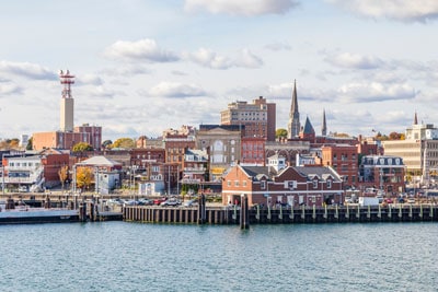 Businesses in the skyline of London, Connecticut